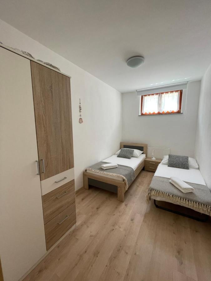 Apartment Sotlar Izola Esterno foto